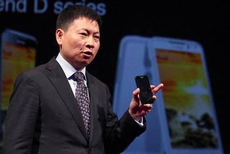 余承东称：不再玩超低端机，品牌的目标至少是奥迪